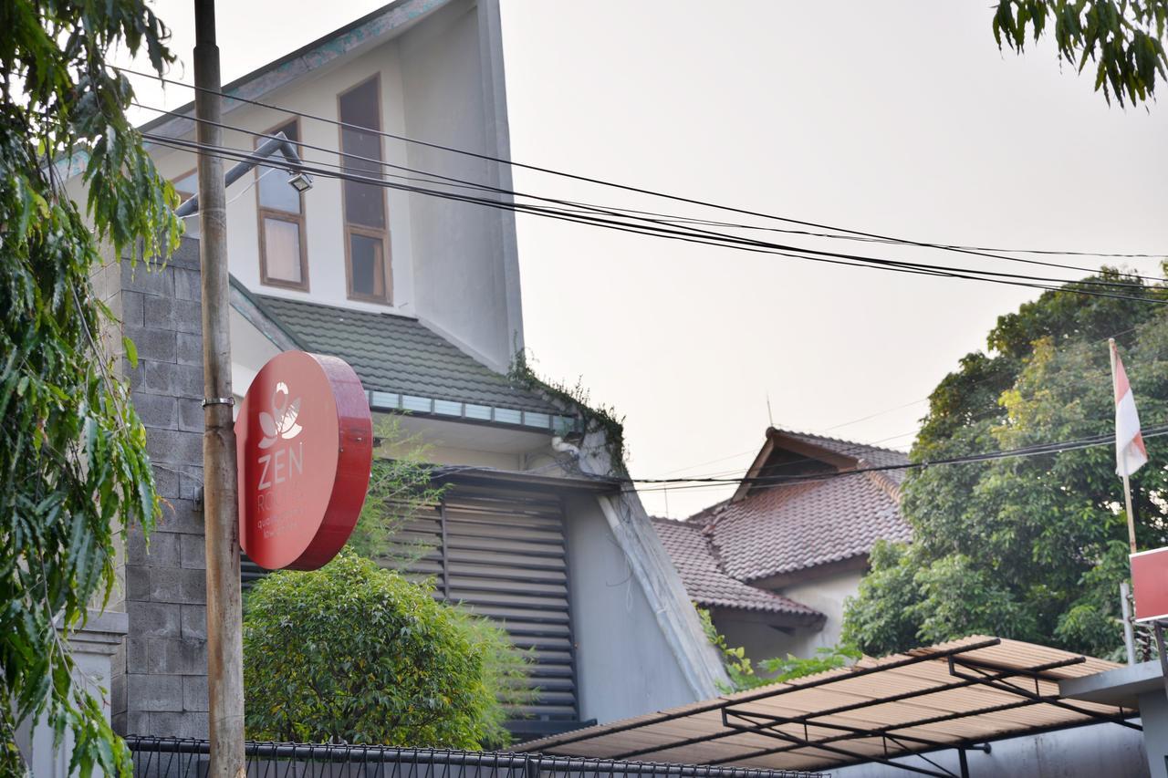 Zen Cipedes Tengah Homestay Bandung